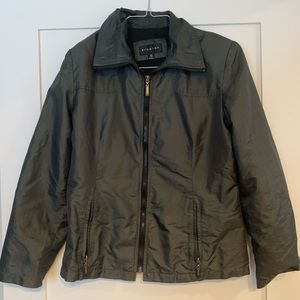 Braeton Lightweight Rain Jacket Women's Large Dark Olive Green Size Medium